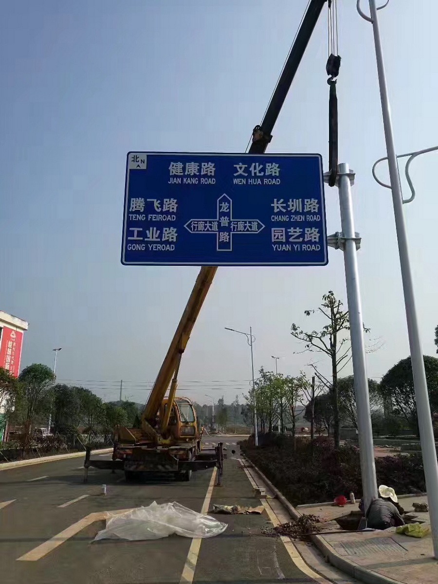 ���̰���